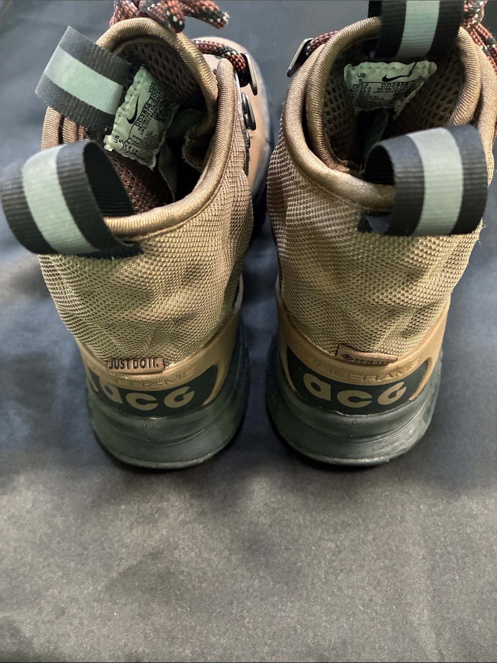 Nike ACG Men’s Brown Gore-Tex Lace-Up Hiking Boots Size 5 - Picture 3 of 16